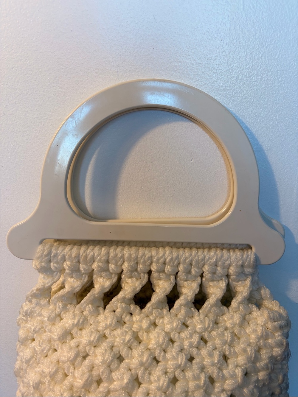 Vintage Cream Crochet Tote with Cream Handles - Picture 2 of 8